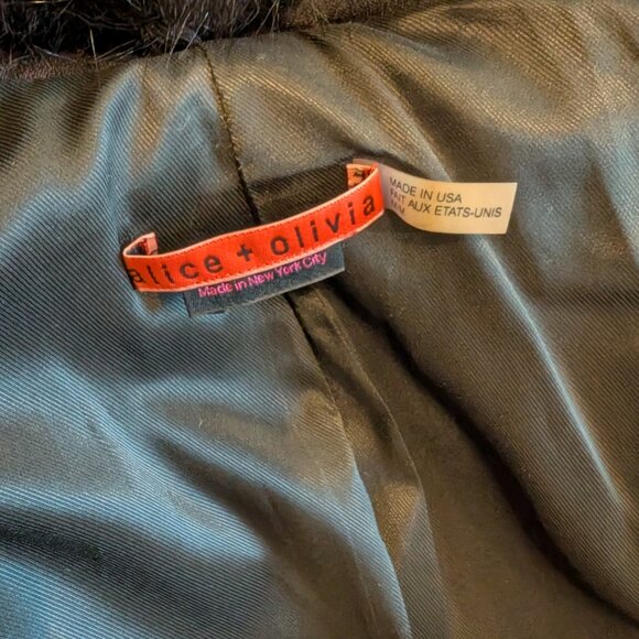 Alice + Olivia red coat with fox fur trim - Picture 3 of 3